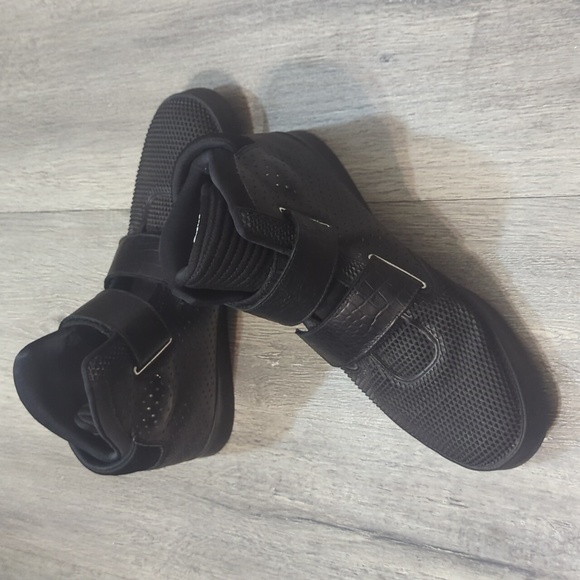 Nike Flystep 2K3 Sneakers - Picture 5 of 8